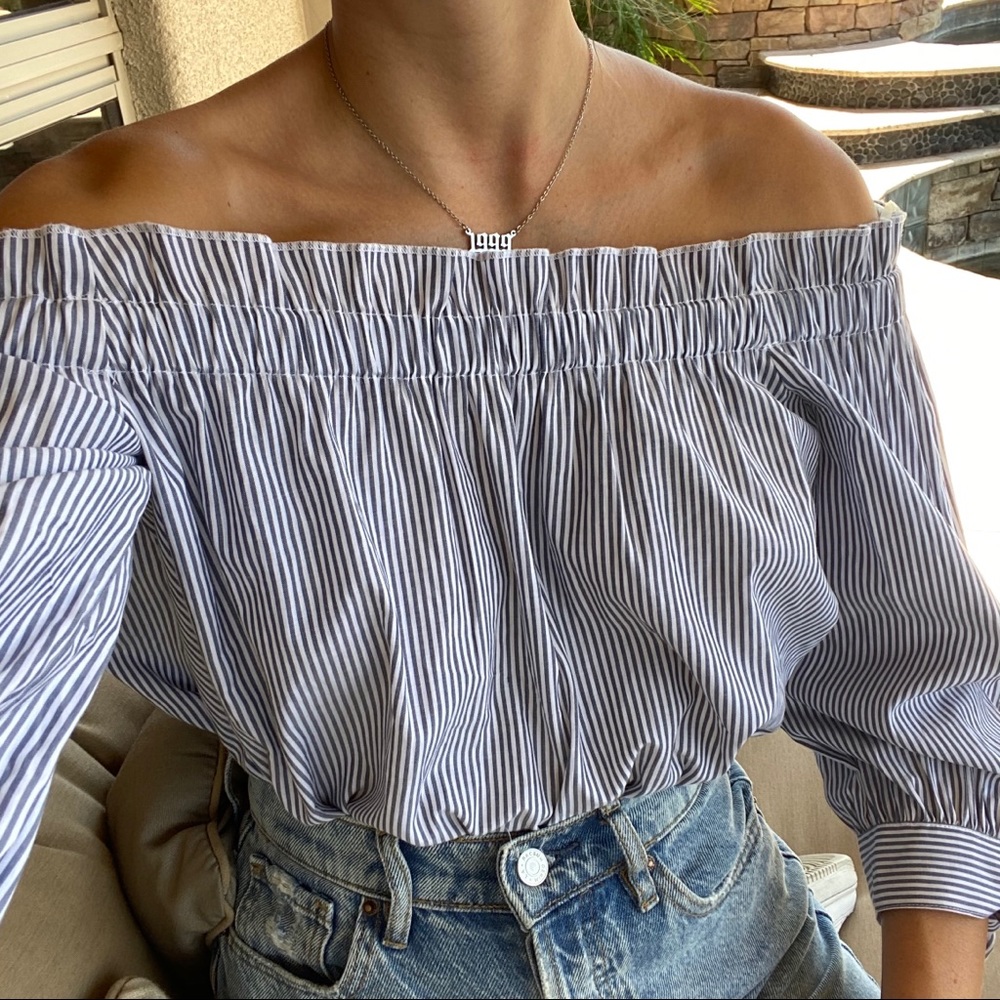 Off-Shoulder striped top
